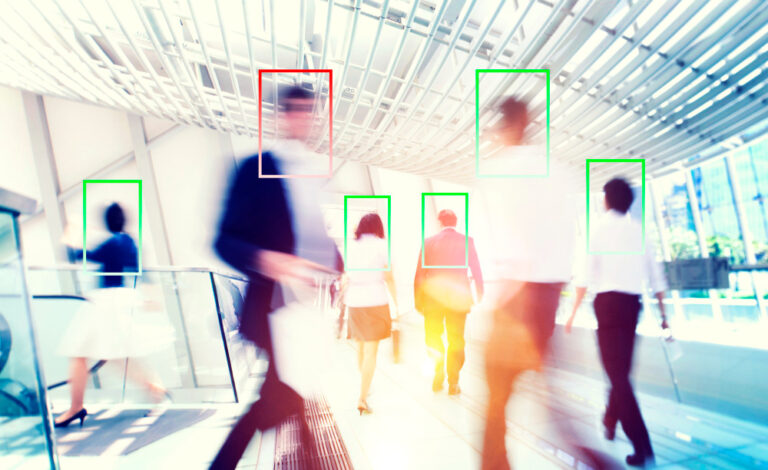 2026, l’anno della social exit: meno esposizione, più benessere e nicchie culturali