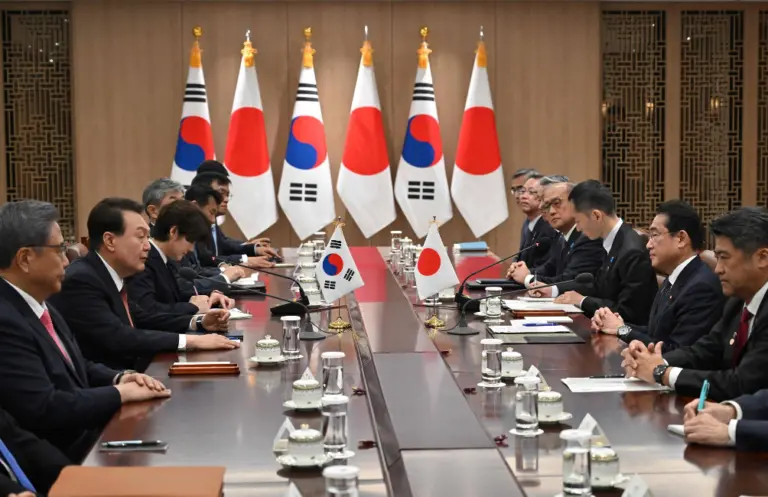 Non solo Iran: come la crisi mediorientale sta spingendo Tokyo e Seoul a parlarsi di più