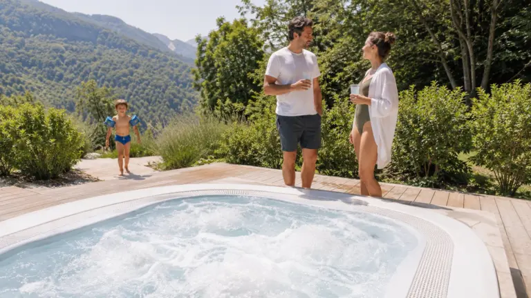 Bocchettoni idromassaggio e piscine pericolosi per i bambini, cosa dicono gli studi