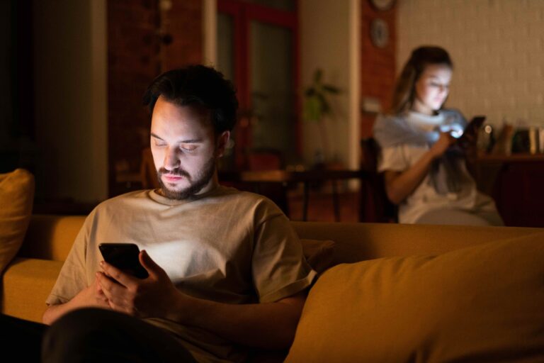 La recessione sessuale: perché i giovani americani fanno meno sesso