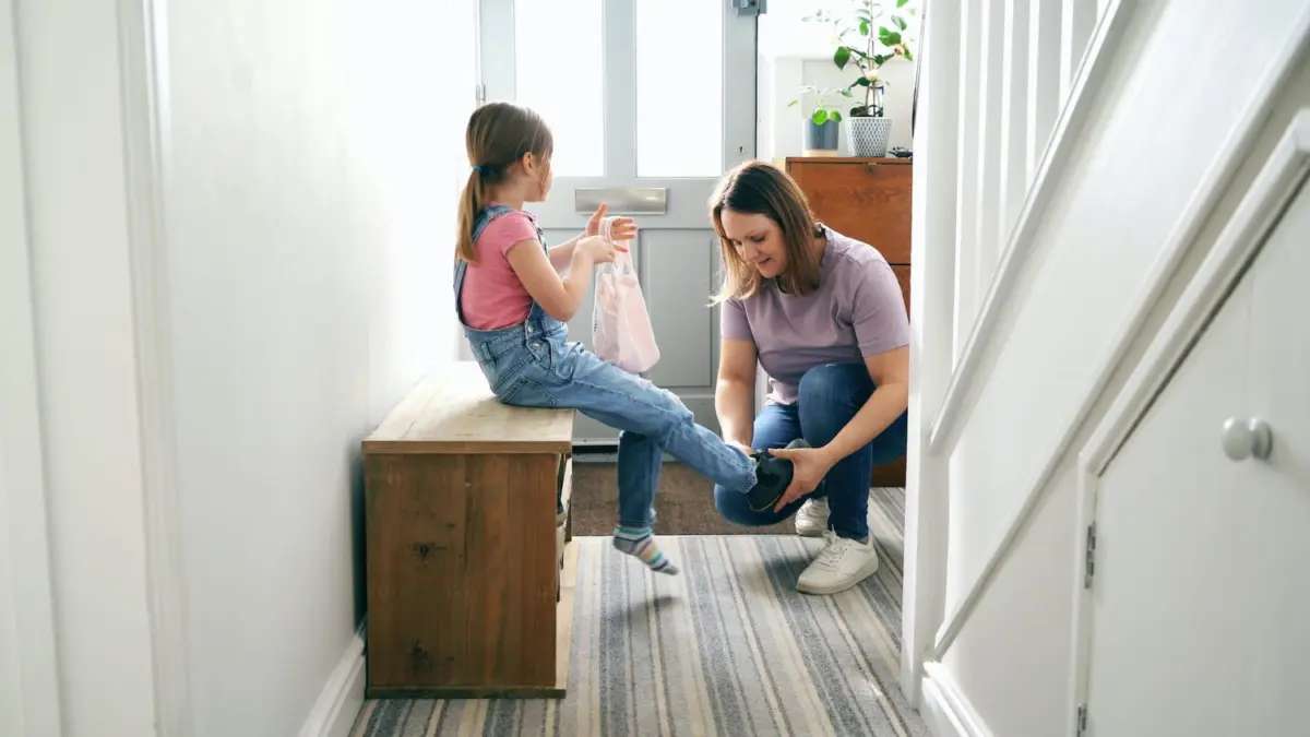Gentle parenting, quando educare senza urla diventa una nuova ansia per i genitori